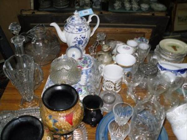 Appraisal: A collection of decorative ceramics and glassware including a Losol