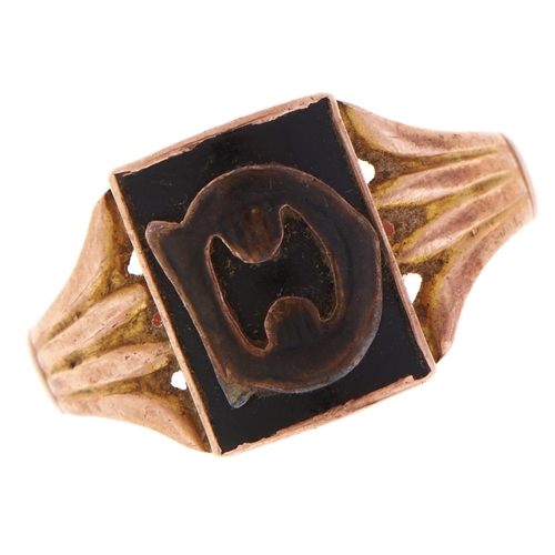 Appraisal: An onyx and black enamel signet ring in gold marked