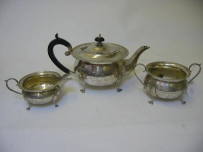 Appraisal: A THREE PIECE TEA SET maker J T Sheffield of