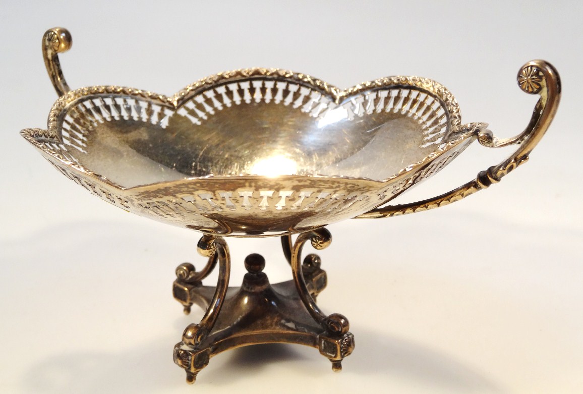 Appraisal: A George V silver bon bon basket the floral bowl