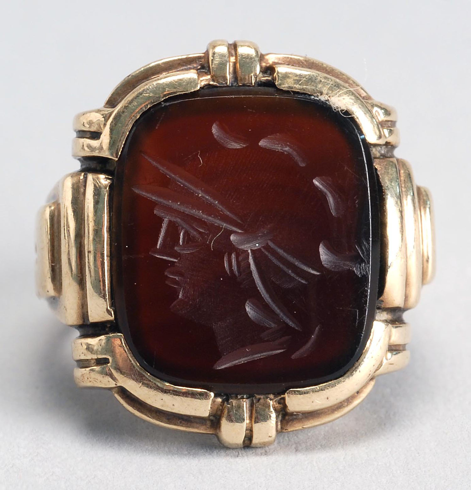 Appraisal: INTAGLIO CUT CARNELIAN MAN'S RING In kt gold setting Carved