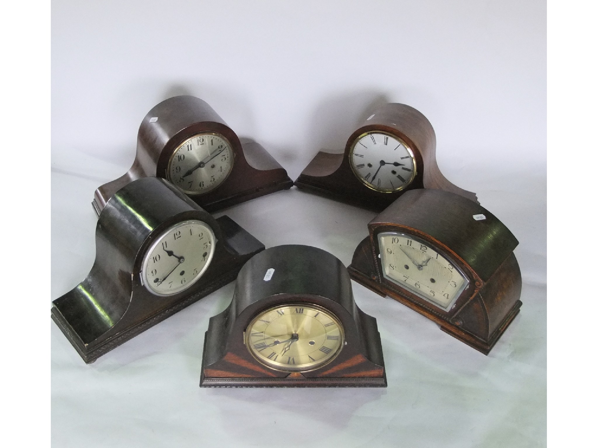 Appraisal: Five various Art Deco and later mantle clocks two train