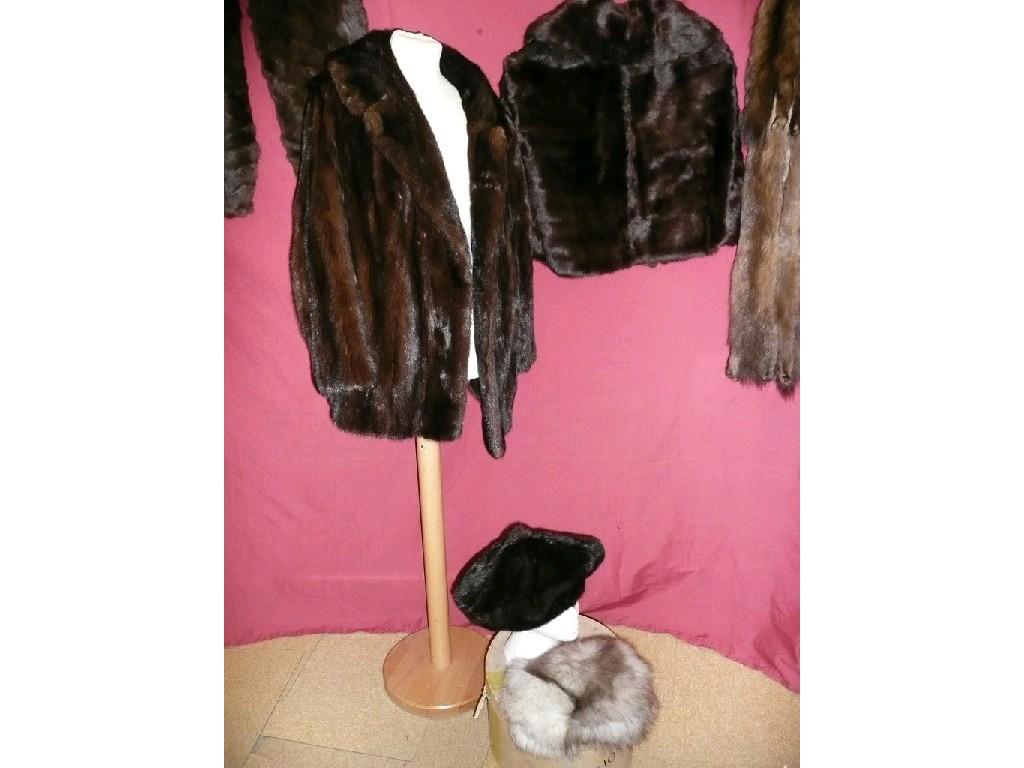 Appraisal: A group of quality furs to include Canadian Fur Co