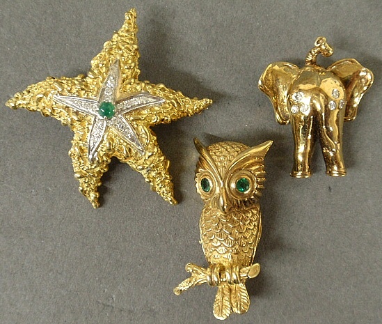 Appraisal: - Three k gold and small gemstone pins- starfish elephant