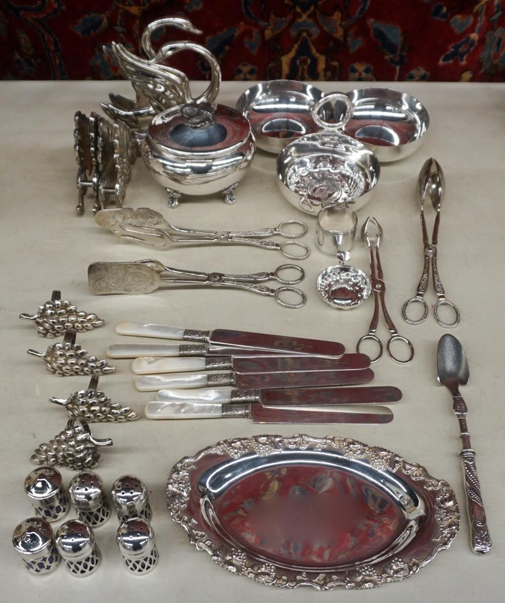 Appraisal: GROUP OF SILVERPLATE TABLE ARTICLESGroup of Silverplate Table Articles