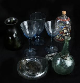 Appraisal: Seven Various Glass Articles Seven various th century and later