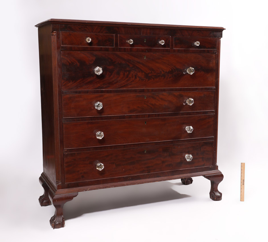 Appraisal: MAHOGANY GENTLEMAN'S CHEST OF DRAWERS Late th - early th