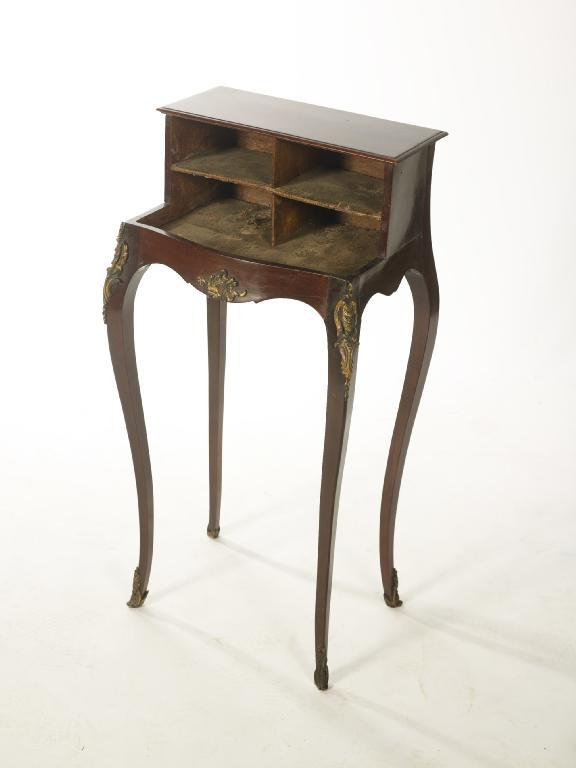 Appraisal: GILT-METAL MOUNTED MAHOGANY NIGHTSTAND IN THE FRENCH TASTE with open