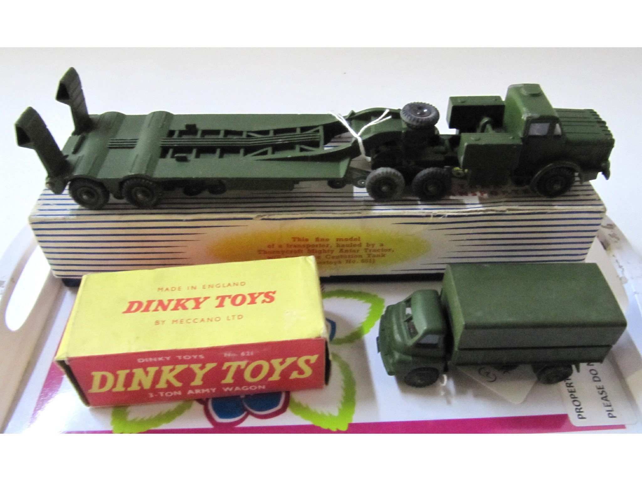 Appraisal: A lot comprising a boxed Dinky -ton army wagon and