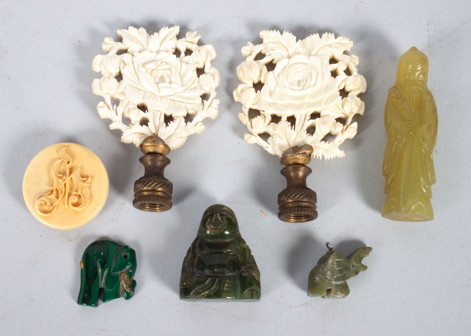 Appraisal: a Assorted Chinese ivory and jade articles including pair of