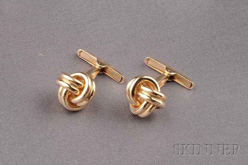 Appraisal: kt Gold Knot Cuff Links dwt maker's mark