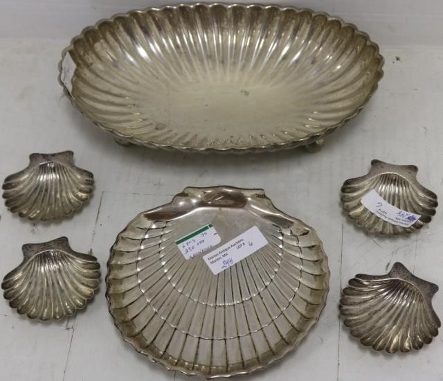 Appraisal: PIECE STERLING SILVER LOT TO INCLUDE A GORHAMFOOTED BOWL WITH