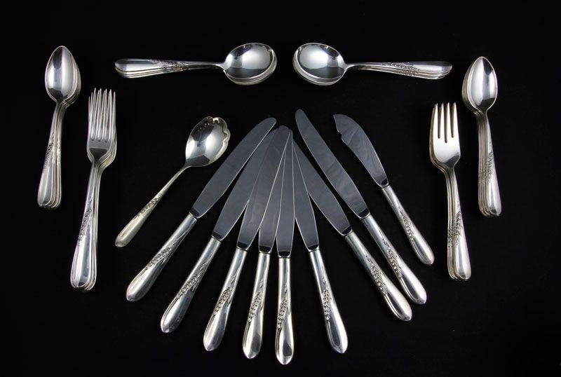 Appraisal: - Reed Barton Sterling Flatware Reed Barton sterling flatware set