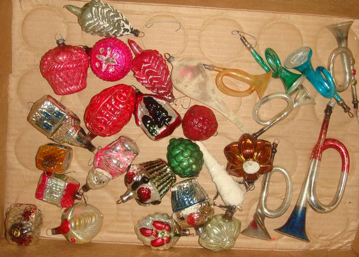 Appraisal: glass horn pine cone floral house other Christmas tree decorations