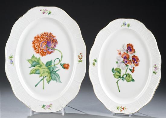 Appraisal: Pair of Herend porcelain hand painted platters Mid th century