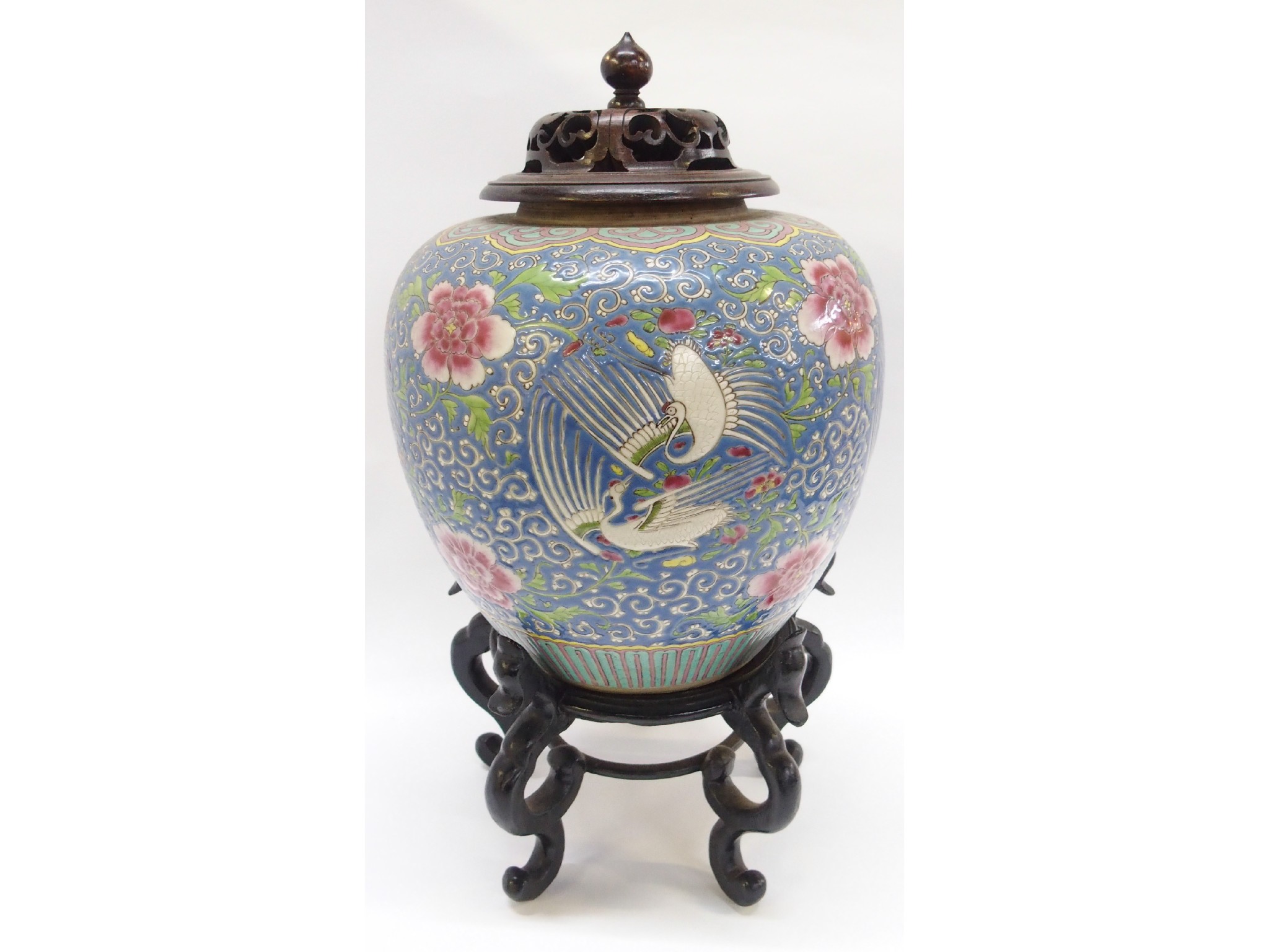 Appraisal: Chinese porcelain ginger jar with carved mahogany lid on carved