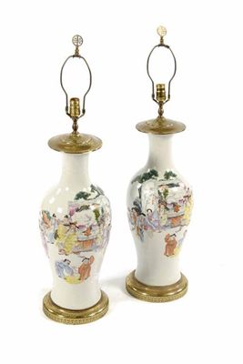 Appraisal: A large pair of Chinese porcelain famille rose vases mounted