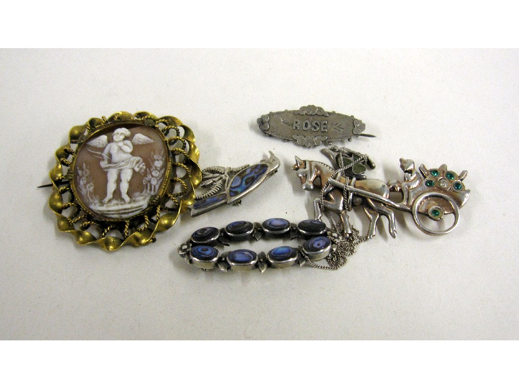 Appraisal: Lot comprising cameo brooch in yellow metal mount four silver