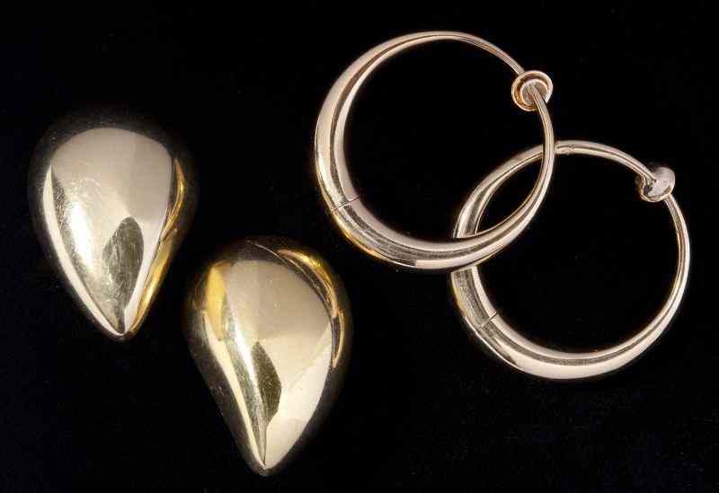 Appraisal: Two Pairs of Gold Earclipsthe first designed as simple high