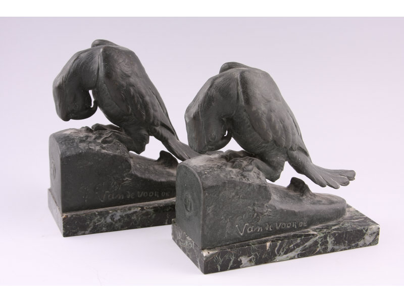 Appraisal: Pair of Parrot Bookends early th c cast spelter parrot