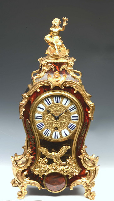 Appraisal: A LATE TH EARLY TH CENTURY FRENCH TIMEPIECE the cast