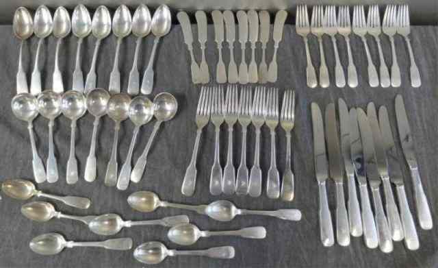 Appraisal: STERLING Piece International Flatware Service Monogrammed Includes soup spoons large