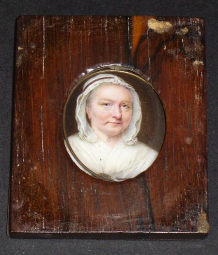 Appraisal: A th century portrait miniature of a woman of oval