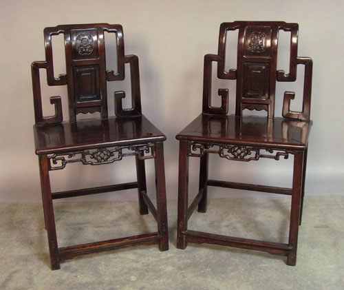 Appraisal: Pair of Chinese rosewood side chairs