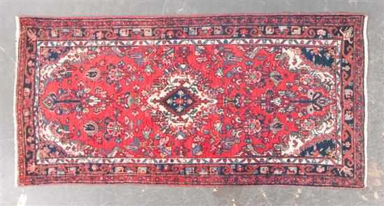 Appraisal: Hamadan rug Iran circa x Estimate - Good condition