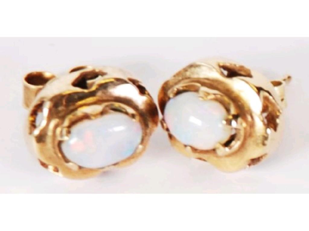 Appraisal: PAIR OF ct GOLD AND OPAL EARRINGS EST -