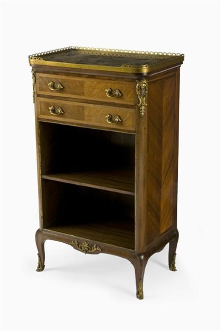 Appraisal: A late th early th century kingwood and crossbanded cabinet