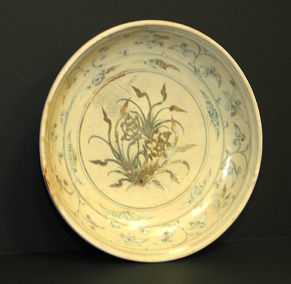 Appraisal: Two large blue and white dishes Late th Early th