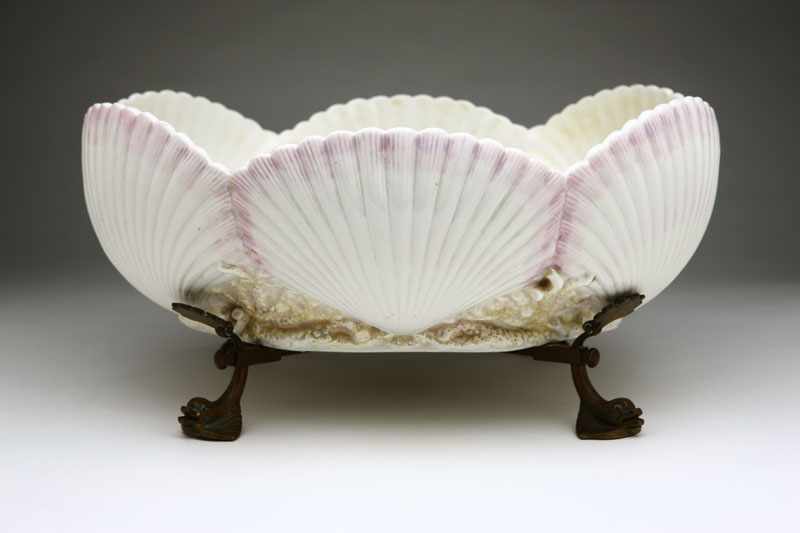 Appraisal: An Irish Belleek coral and 'Shell Plateau' porcelain center bowl