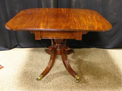 Appraisal: BOSTON MAHOGANY DROP LEAF TABLE Circa 's the rectangular top