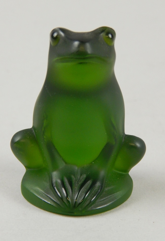 Appraisal: A modern Lalique green glass figure of a frog perched