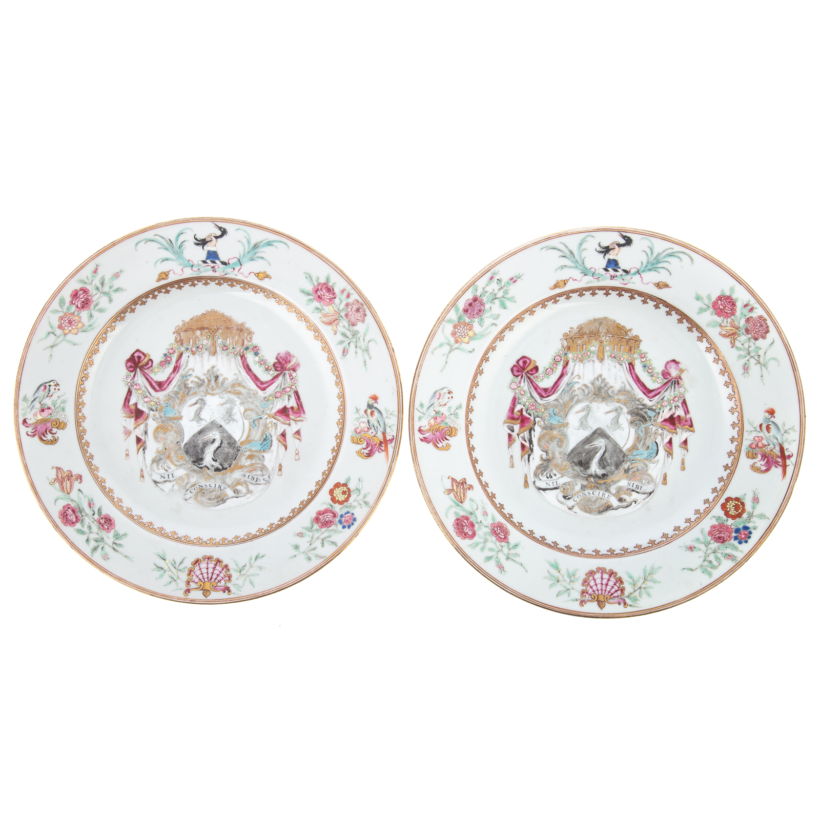 Appraisal: A PAIR OF ENGLISH MARKET ARMORIAL PLATES Qianlong Era circa