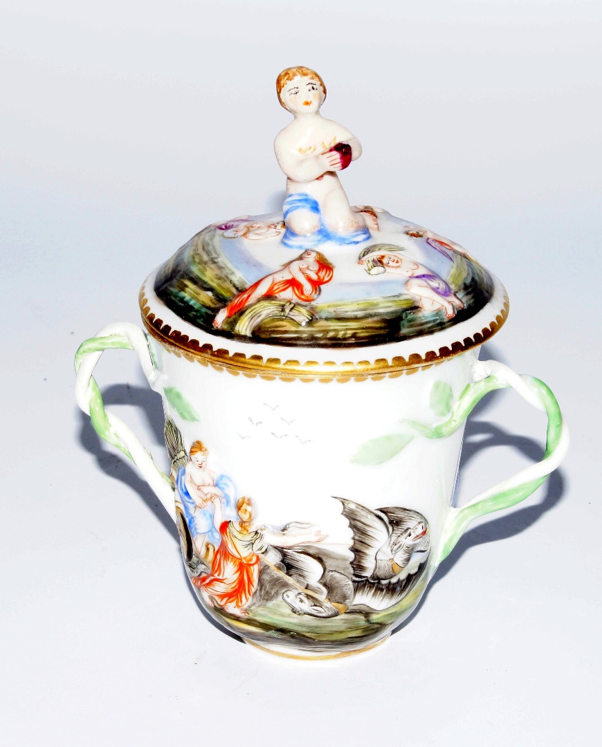 Appraisal: An early thC Naples Capo di Monte porcelain lidded chocolate