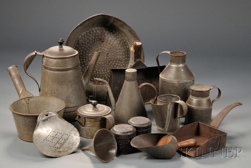 Appraisal: Fifteen Tin Household Items America late th early th century