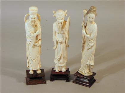 Appraisal: Set of three Chinese elephant ivory carvings Three single-section carvings