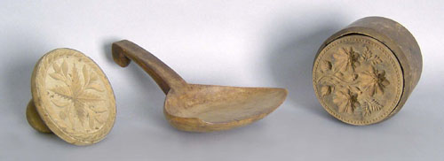 Appraisal: Two buttermolds together with a scoop th c