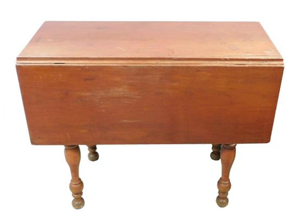 Appraisal: Dropleaf dining table American early - mid th C cherry