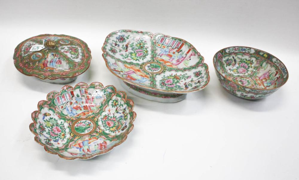 Appraisal: FOUR CHINESE ROSE MEDALLION PORCELAIN TABLEWARE ITEMS comprised of oval