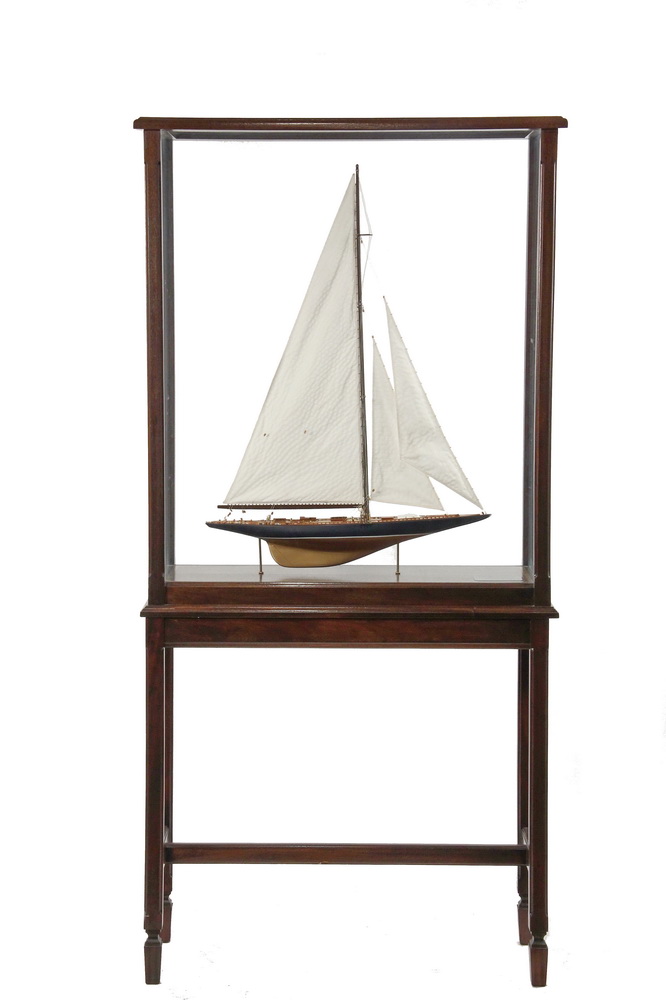 Appraisal: CASED BOAT MODEL ON STAND - America's Cup Yacht 'Endeavour'