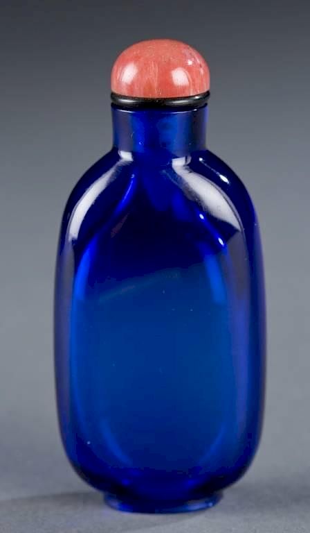 Appraisal: A blue glass Chinese snuff bottle A blue glass Chinese