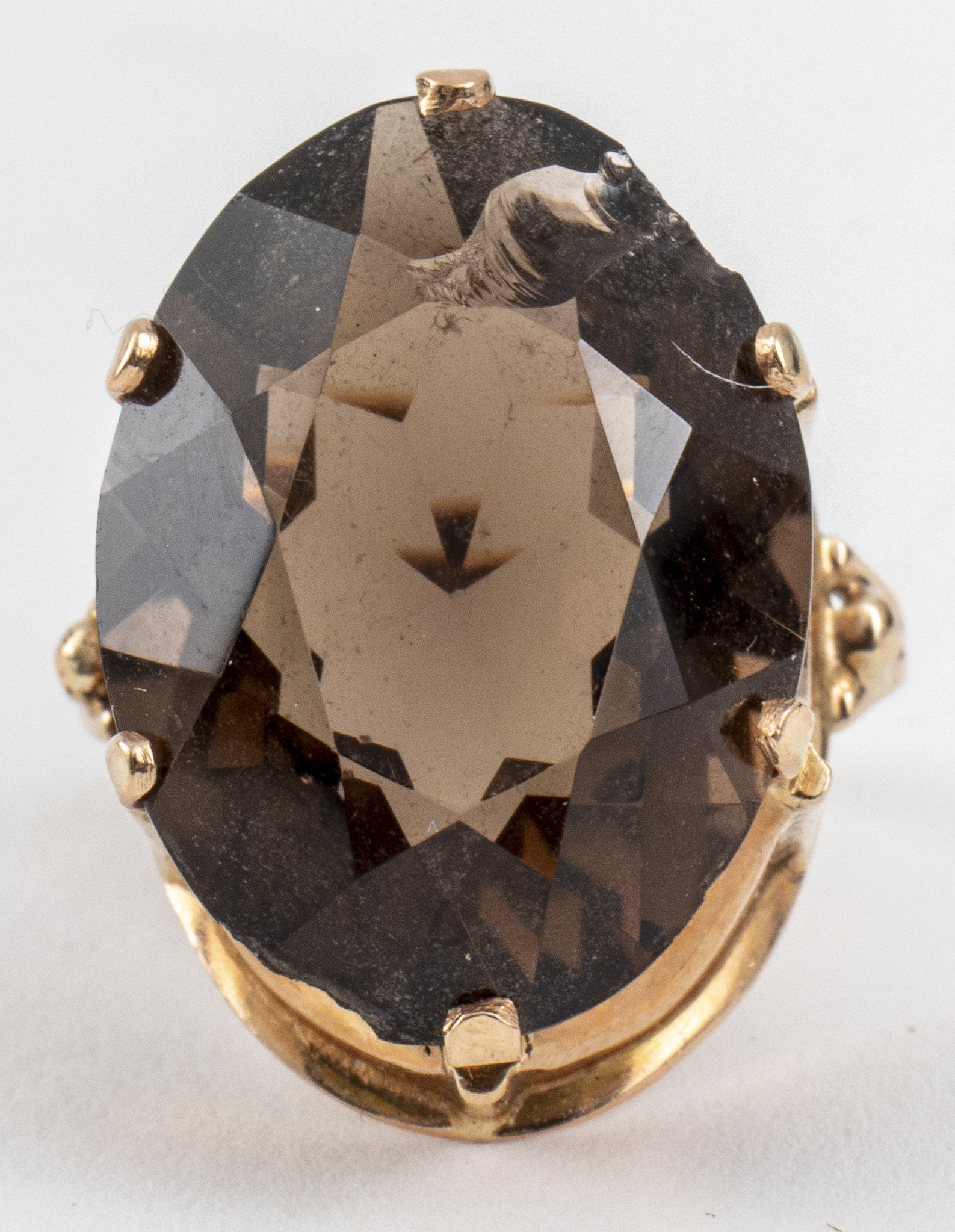 Appraisal: VICTORIAN K YELLOW GOLD OVAL SMOKY QUARTZ RING Victorian K