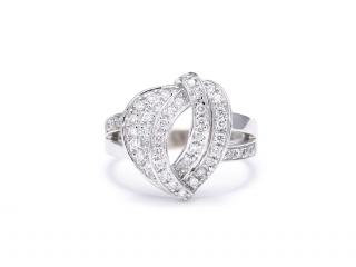 Appraisal: A DIAMOND RING IN KARAT WHITE GOLD A DIAMOND RING