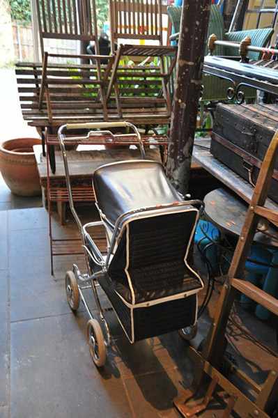 Appraisal: A 'S STEEL CRAFT DOLL'S PRAM