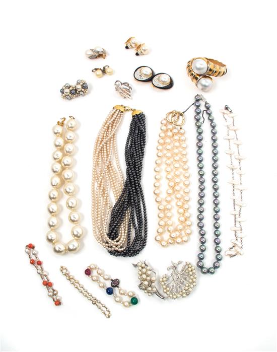 Appraisal: Sale Lot An Assortment of Faux Pearl Jewelry consisting of