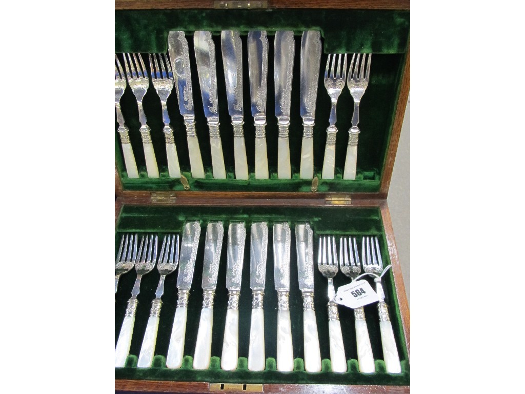 Appraisal: Cased piece EP and mop fish cutlery set