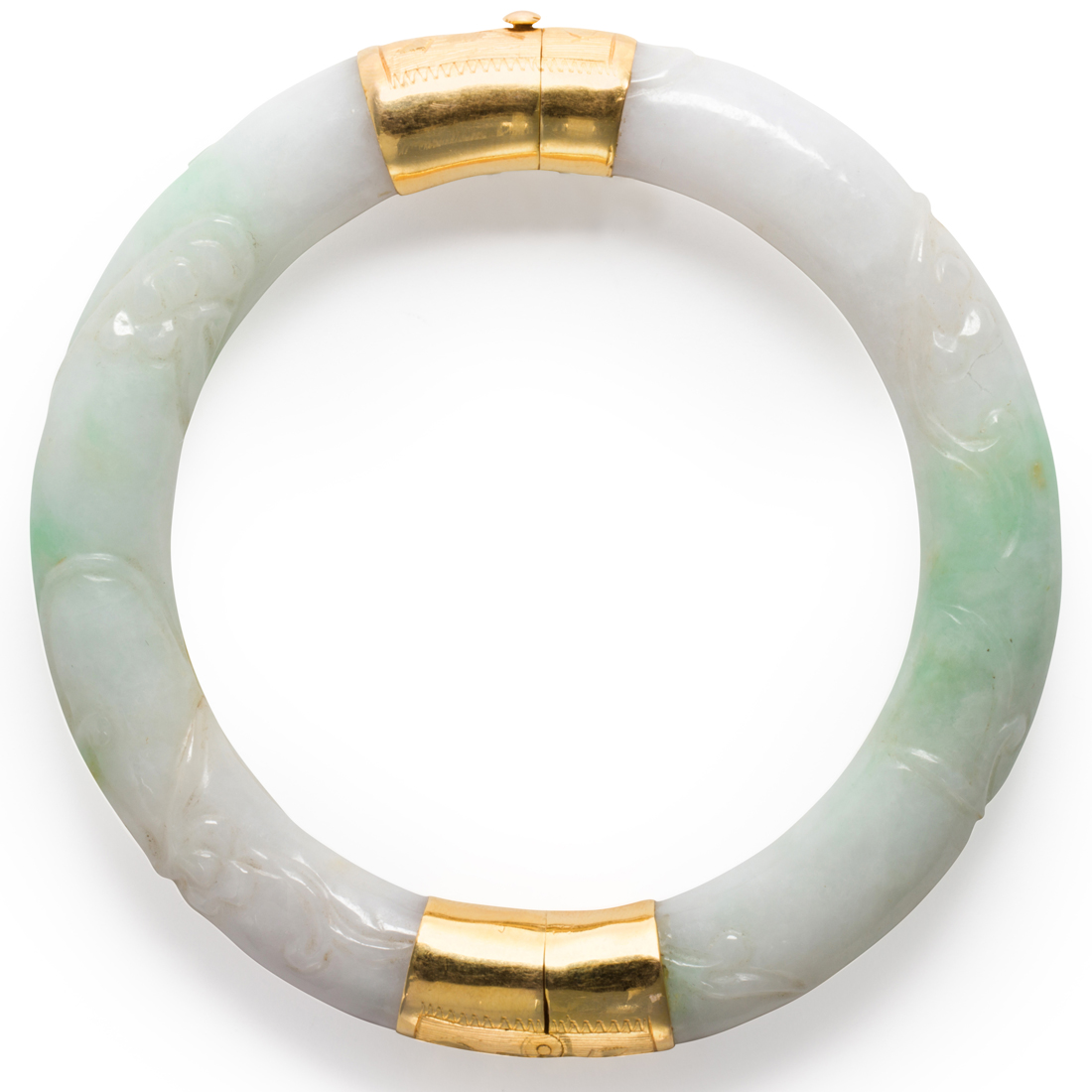 Appraisal: A JADE AND FOURTEEN KARAT GOLD BRACELET A jade and